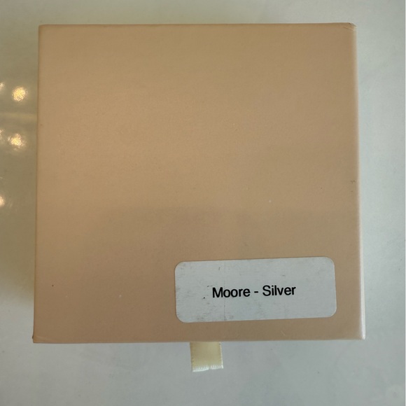 Moore Freshwater Pearl Earrings - Untamed Petals - Picture 4 of 6